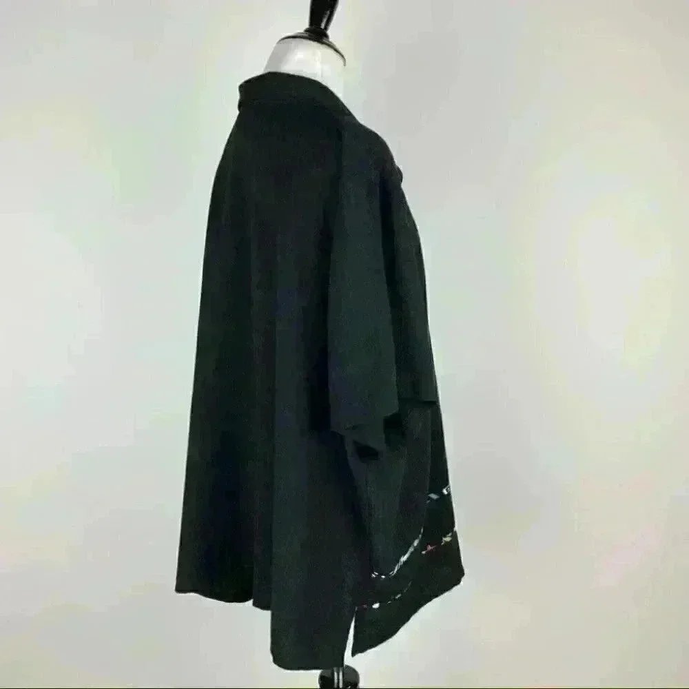 Koret Womens top size 24 black multicolored piping button down tunic